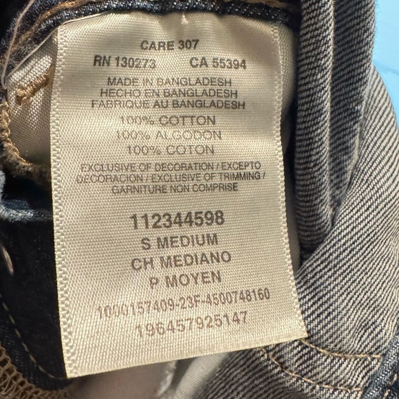 Lee Women's Relaxed Fit Heritage Overall with Utility Details Size Medium - Picture 13 of 13